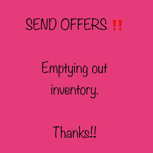 Handbags - Accepting reasonable offers ‼️